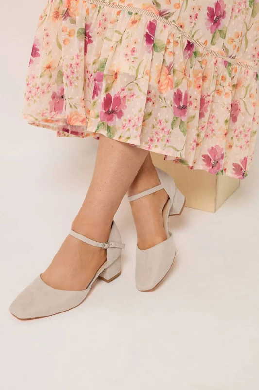 Image of Yours Womens Square Toe Block Heels In Wide E & Extra Wide EEE Fit in Natural Size: 8EEE Natural Female 8EEE