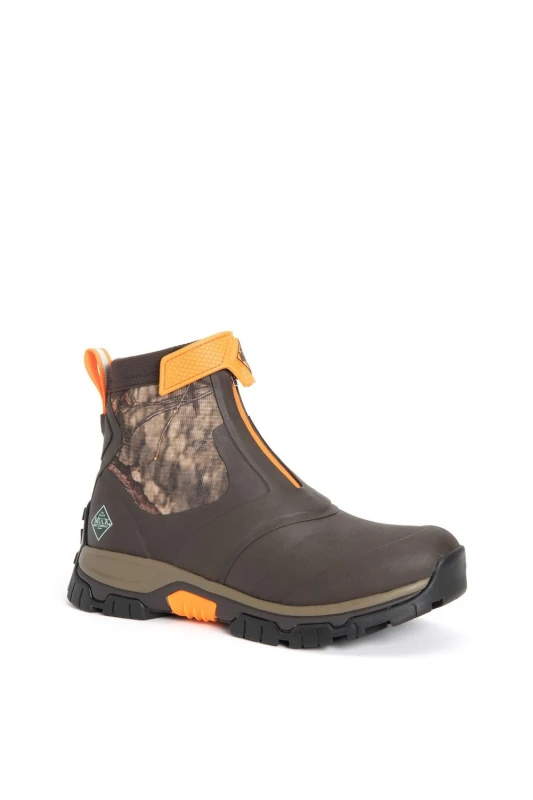 Image of Muck Boots Muck Boots Men 'Apex Mid Zip' Wellington Boots in Dark Brown Size: 9 Dark Brown 9 Male 0664911098350