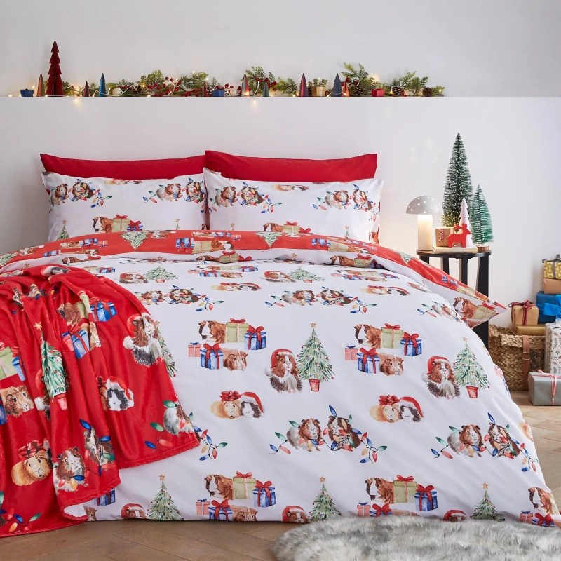 Image of Catherine Lansfield Christmas Guinea Pigs Reversible Duvet Cover and Pillowcase Set White