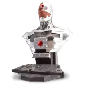 Image of DC Comics Cyborg Solid 72 Piece 3D Jigsaw Puzzle