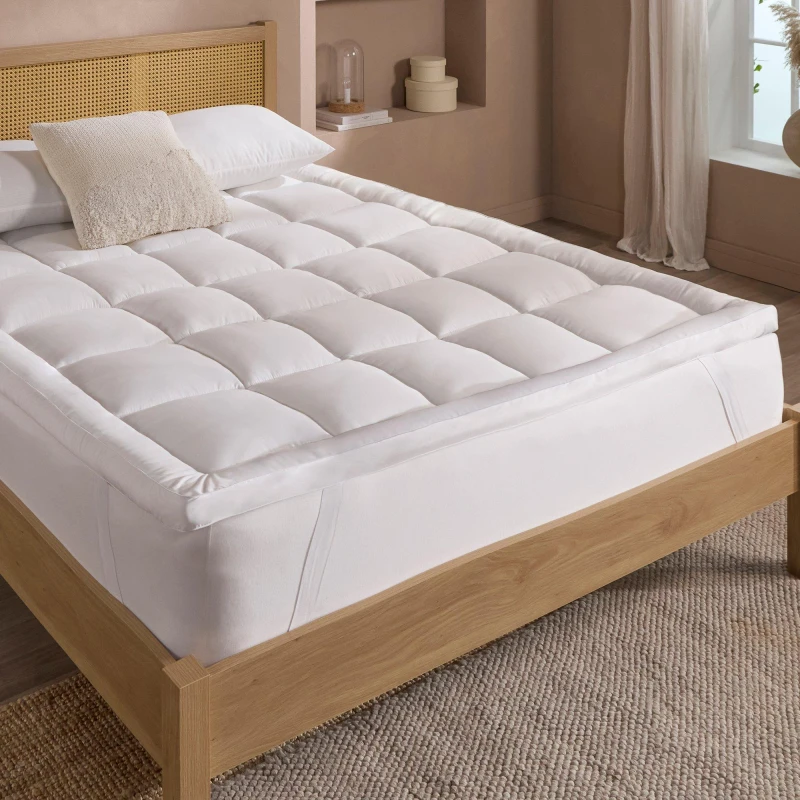Image of Slumberdown Slumberdown Sleep Soundly Deep 5cm Mattress Topper in White Size: Double White Double Unisex 5012924080049