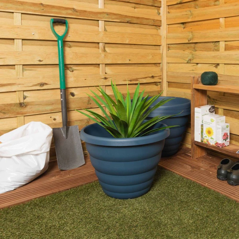 Image of Wham Beehive 4 x 48cm Round Plastic Garden Planters in Navy Size: 4 x 48cm Navy Unisex 4 x 48 cm