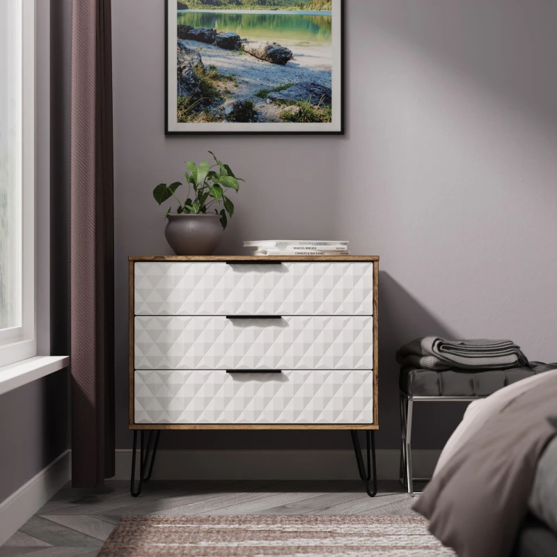 Image of Ready Assembled 2 U Islay 3 Drawer Chest (Ready Assembled) in White Size: Medium White Unisex Medium