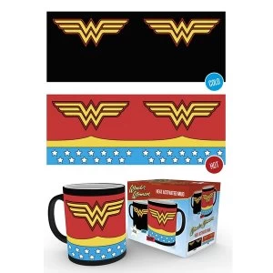 Image of DC Comics Wonder Woman Costume Heat Change Mug