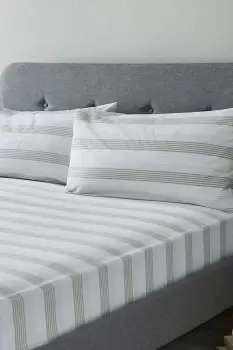 Image of Garden Check Fitted Sheet Set