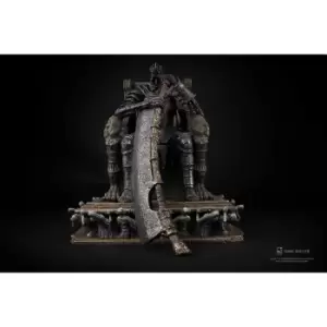 Image of PureArts Dark Souls Yhorm 1:18 Scale High-End Limited Edition Statue