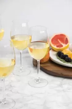 Image of Julie Set Of 4 16.5Oz White Wine Glasses