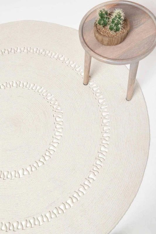 Image of Homescapes Crochet Braided Round Rug in Natural Size: 120cm diameter Natural Unisex 120cm diameter