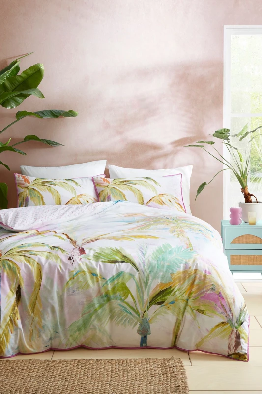 Image of Appletree 'Leilani' 100% Cotton Tropical Print Duvet Cover Set in Green Size: King Green Unisex King