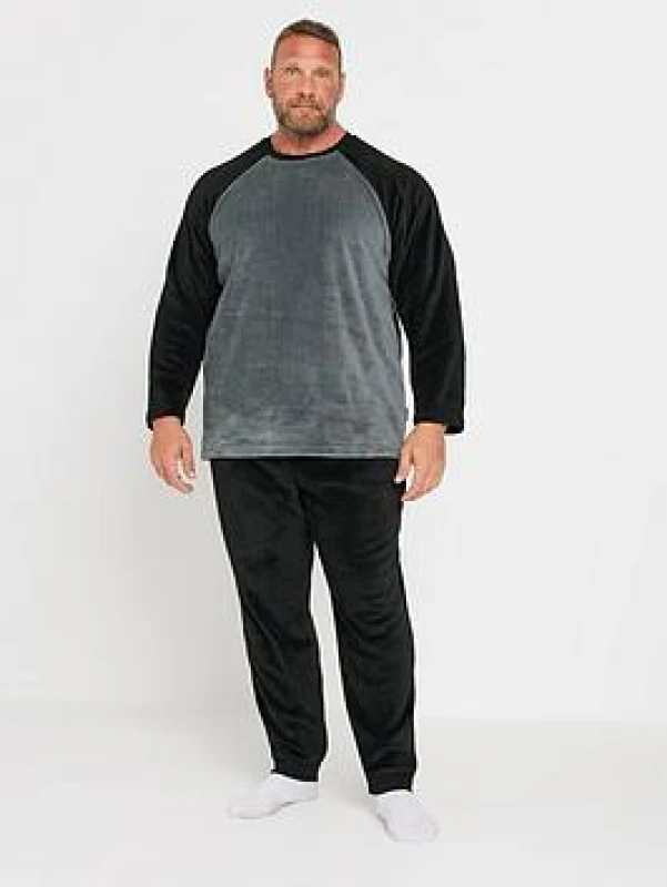 Image of BadRhino BadRhino Men Raglan Sleeve Fleece Pyjama Set in Black Size: 2X-large Black XXL Male 5063111539215