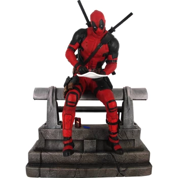 Image of Diamond Select Marvel Premier Collection Statue - Movie Deadpool