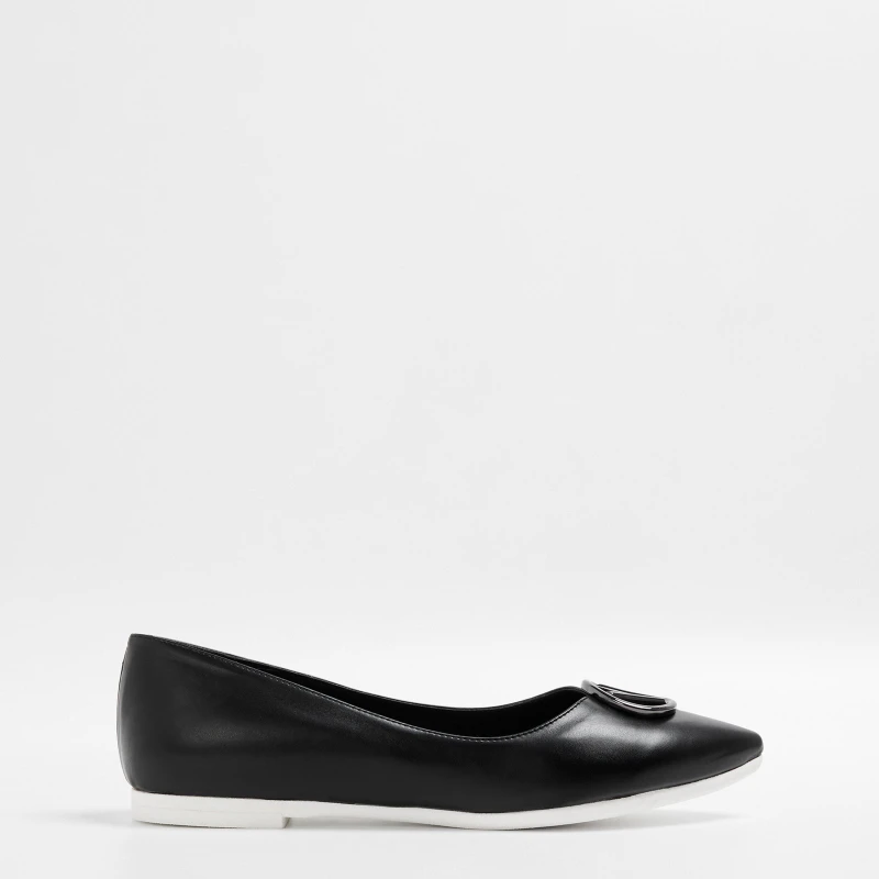 Image of Valentino Womens Aura Ballet Pumps Black female 3.5 (36)