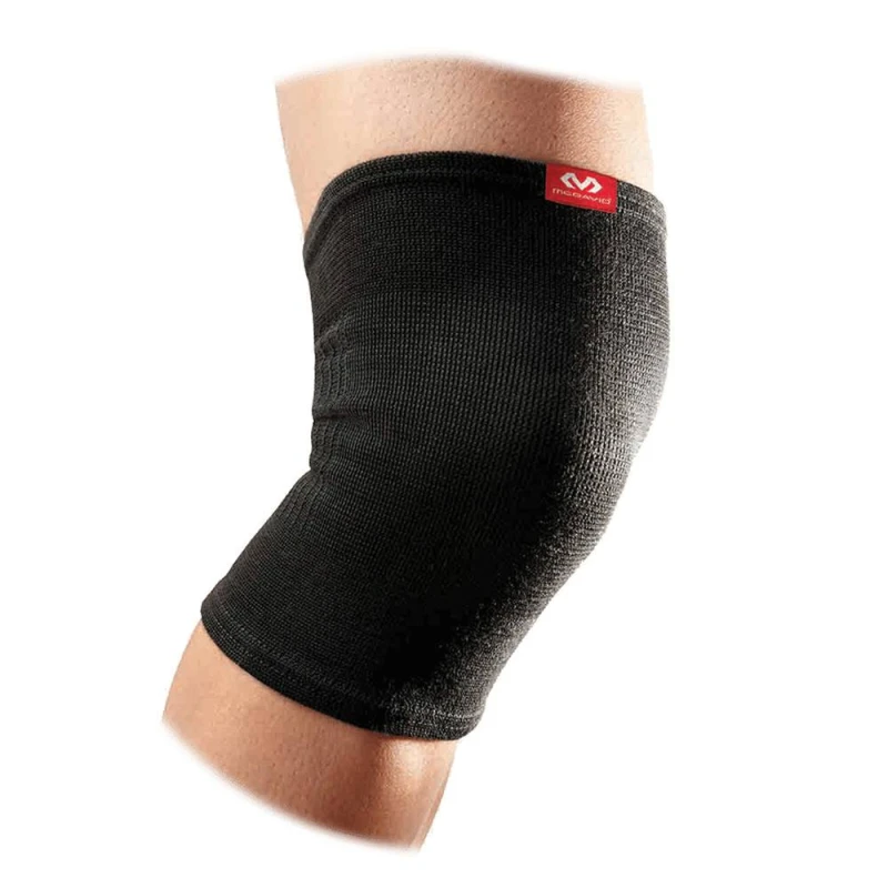 Image of McDavid Two-Way Elastic 2 in 1 Knee Brace in Black Size: Medium Black Unisex M