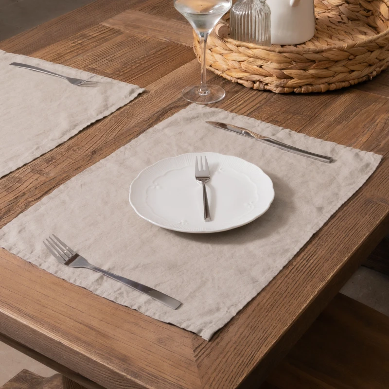 Image of Native Natural Natural Set of 4 100% Linen Placemats Natural Unisex