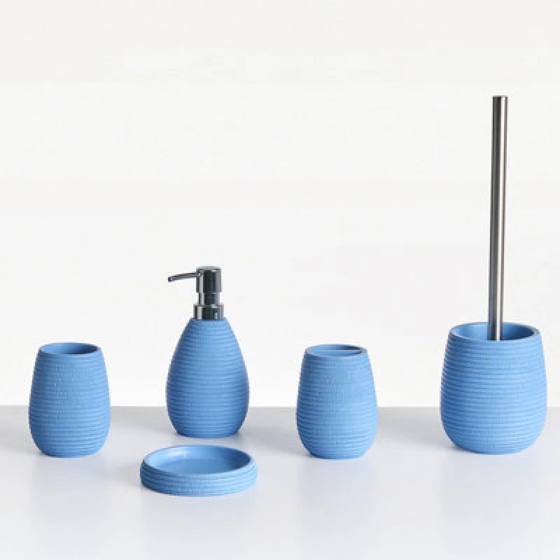 Image of Beliani 5 Piece Bathroom Accessories Set Quilca Blue
