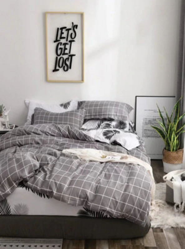 Image of Ezysleep Ezysleep Oxford Printed Duvet Cover Set in Grey Size: King Grey King Unisex 0753775273253