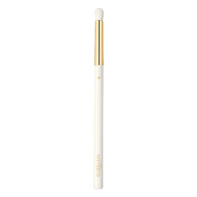 Image of GUERLAIN Eyeshadow Blending Brush No. 21