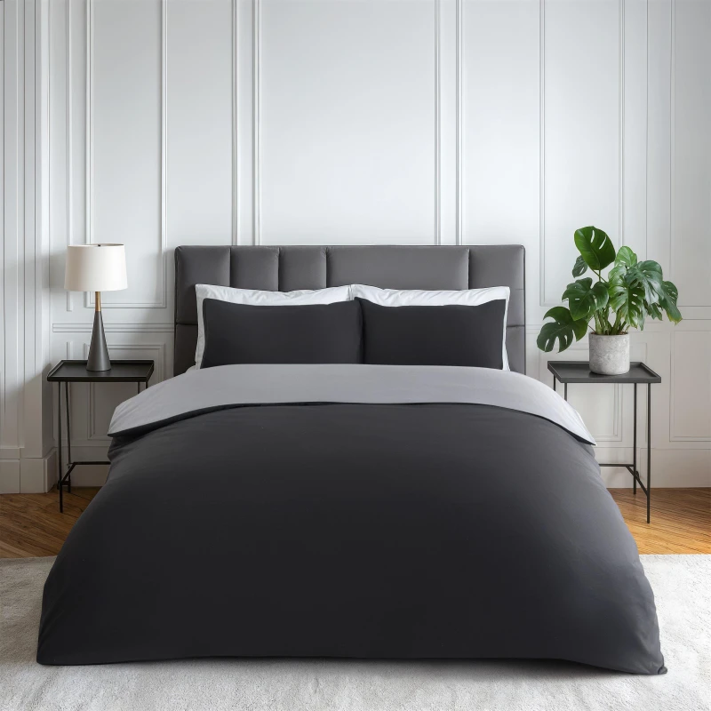Image of Emma Barclay Duvet Set Reversible Non Iron Soft Touch Lyla Black/Grey unisex Double