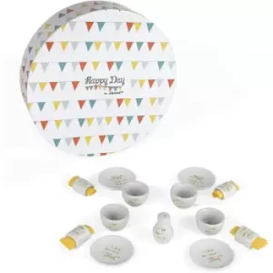 Image of Happy Day Dinnerware Game