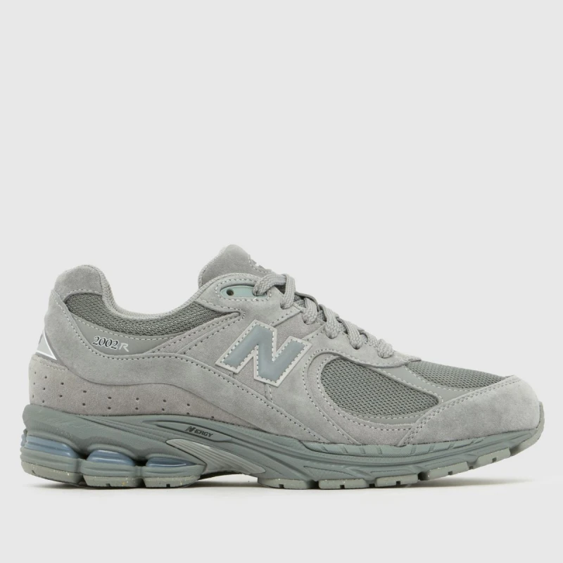 Image of New Balance 2002 Trainers in Grey Grey UK 9 (EU 43)