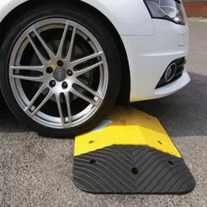 Image of 4.5 metre 5mph modular speed ramp