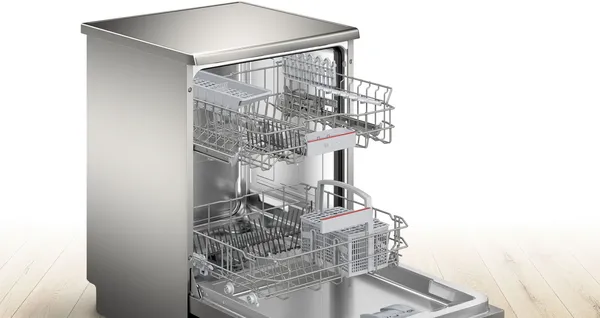 Image of Bosch Series 4 SMS4EKI06G Freestanding Dishwasher