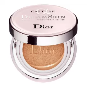 Image of Dior Capture Totale Dreamskin Moist & Perfect Cushion 020