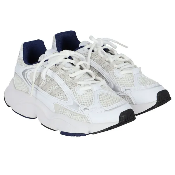 Image of adidas white ozmillen Junior trainers White UK 10 (EU 28)