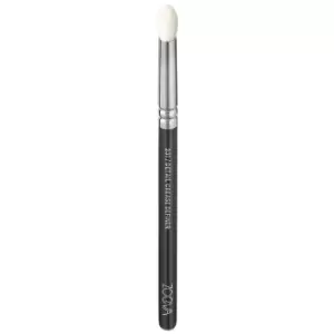Image of ZOEVA 231 Vegan Detail Crease Definer Brush