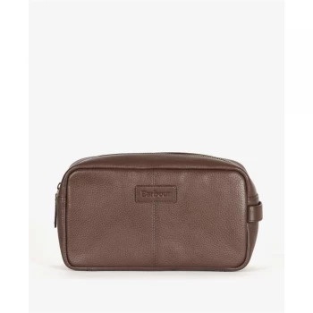 Image of Barbour Highgate Leather Washbag - Dk Brown BR71