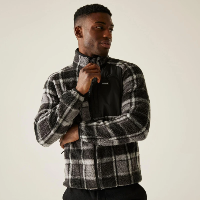 Image of Regatta Regatta Men Frankie Borg Full-Zip Insulating Fleece in Grey Size: Small Grey S Male 5063516260004