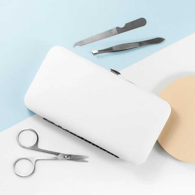 Image of Treat Republic Luxury Manicure Set White