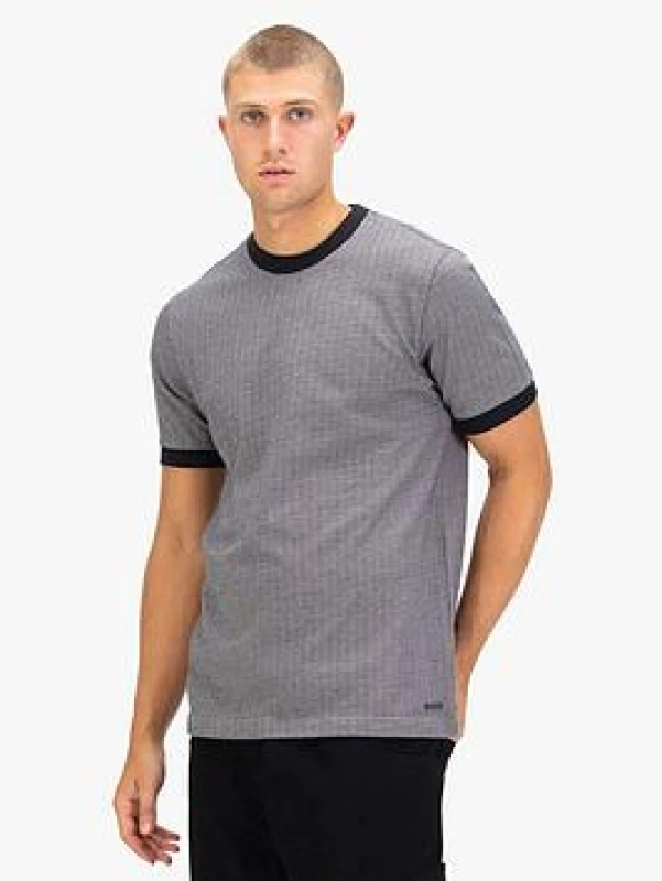 Image of Luke 1977 Luke 1977 Men Albaicin T-Shirt in Black Size: 3X-Large Black XXXL Male 5063494093809