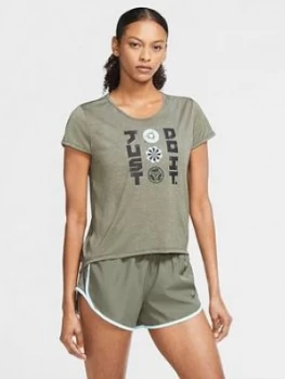 Image of Nike Running Icon Clash T-Shirt - Khaki Size M Women
