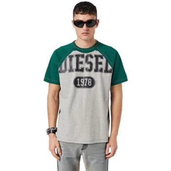 Image of Diesel 1978 Raglan T Shirt - Green