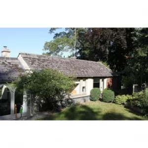 Image of Hornby The Old Rectory White Skaledale Buildings & Accessories Model