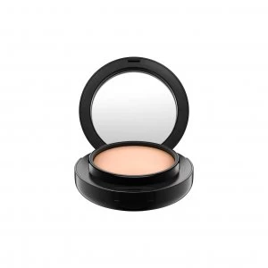 Image of MAC Studio Tech Foundation Nw20