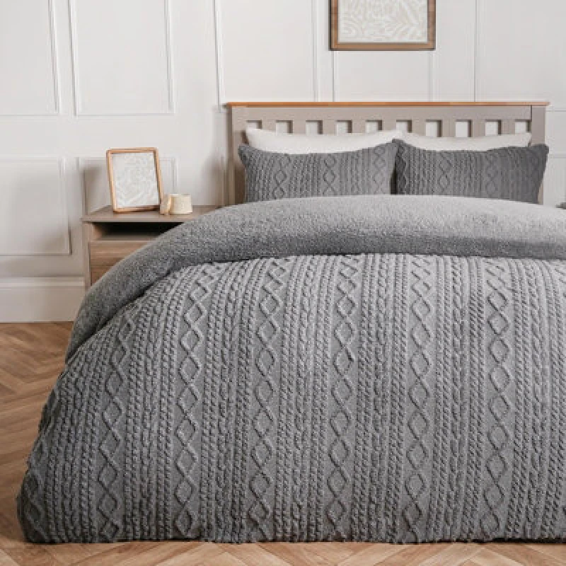 Image of OHS OHS Cable Knit Fleece Duvet Cover Set Warm Reversible Bedding in Light Grey Size: Single Light Grey Single Unisex 5027434189243
