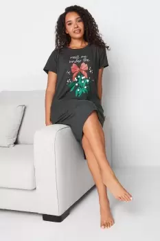 Image of Mistletoe Print Christmas Nightdress