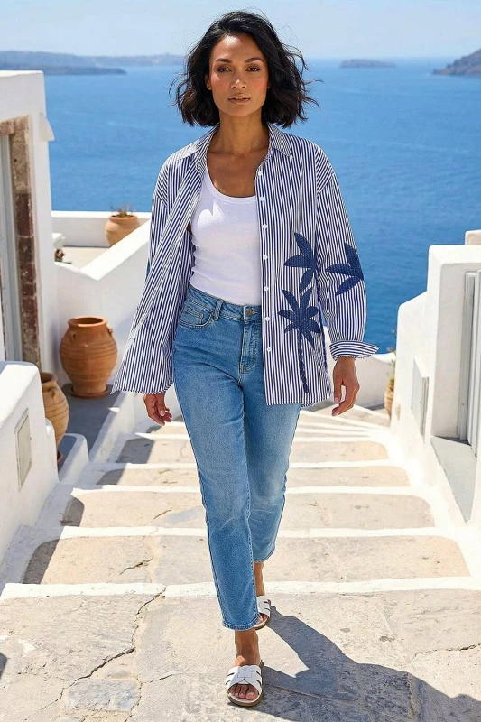 Image of Dusk Womens Palm Embroidered Shirt in Navy Size: Large Navy Female L