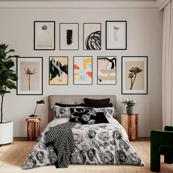 Image of Ted Baker Mono Floral Duvet Set, King, Black & White