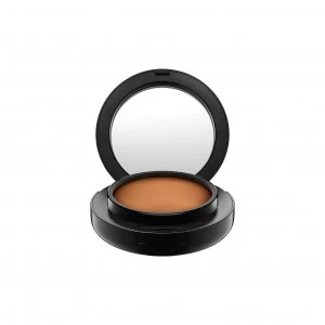 Image of MAC Studio Tech Foundation Nc50