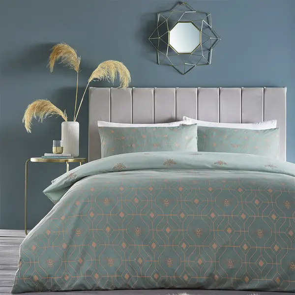 Image of Bee Deco Geometric Duvet Cover Set Eau de Nil, Eau de Nil / Double