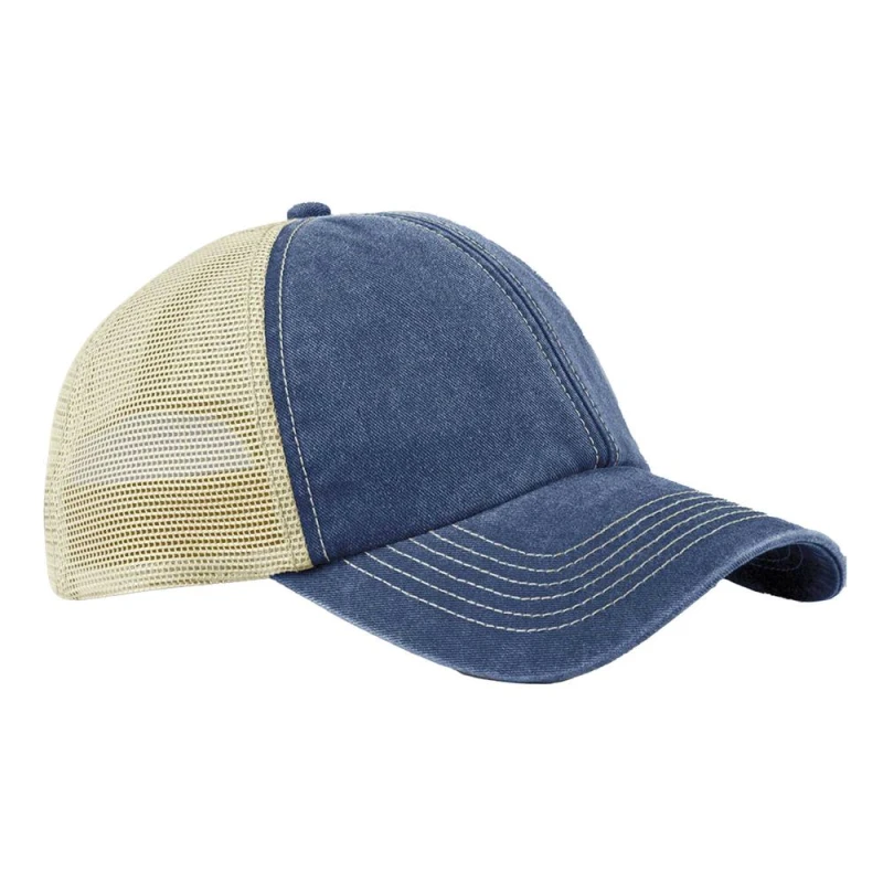 Image of Beechfield Mens Vintage 6 Panel Trucker Cap in Navy Navy Male One Size