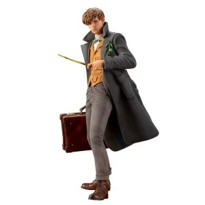 Image of Fantastic Beasts 2 ARTFX+ PVC Statue 1/10 Newt Scamander 18 cm