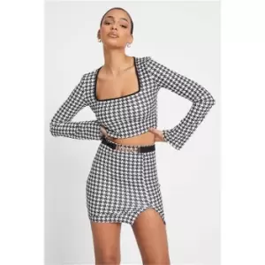 Image of I Saw It First Black Square Neck Dogtooth Jersey Top - Black