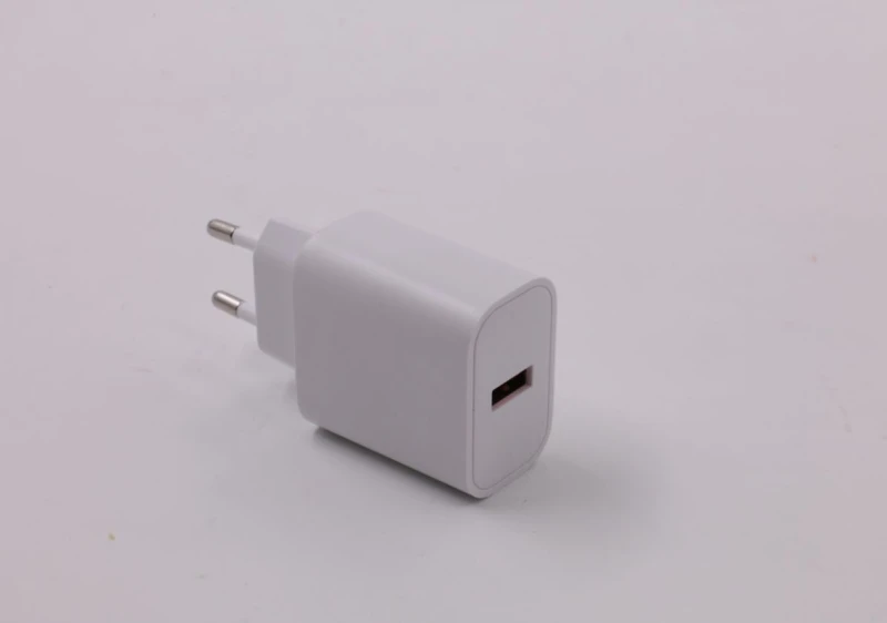 Image of CoreParts MBXAP-AC0007 mobile device charger White AC Indoor