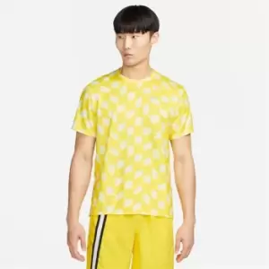 Image of Nike Dri-FIT Miler Mens Short-Sleeve Running Top - Yellow