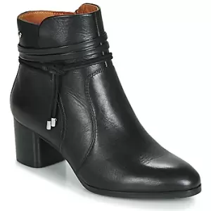 Image of Pikolinos CALAFAT W1Z womens Low Ankle Boots in Black,4,5,6,6.5,7