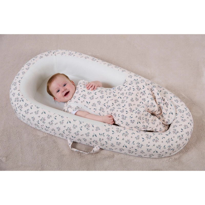 Image of Purflo Sleep Tight Baby Bed Daisy Dreams unisex One Size